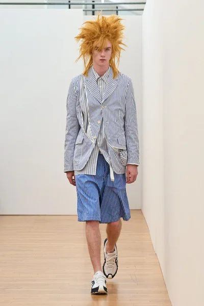 Look 38